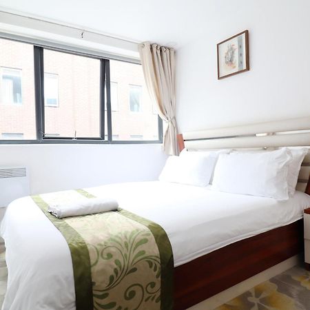 Queen Stay Apartments Sheffield Room photo